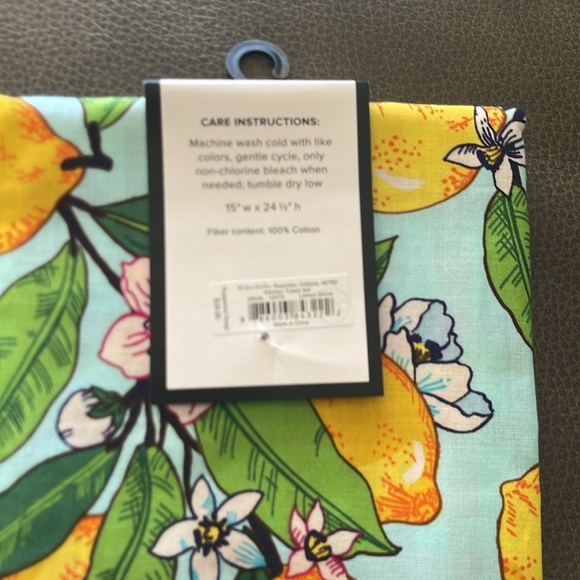 Vera Bradley Kitchen Towel Set - Picture 3 of 3